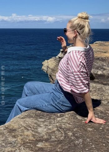 Full leaked Jette nietzard private onlyfans photo