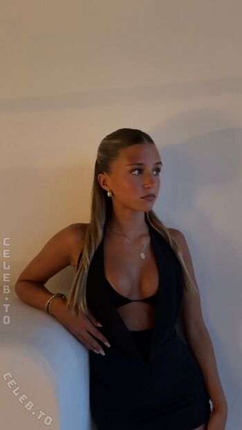 Full leaked Josefine scholl page private onlyfans photo