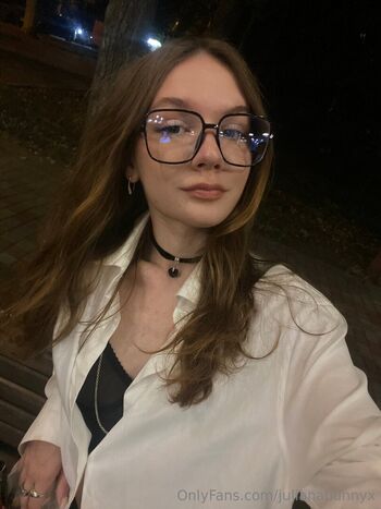 Julianabunnyx