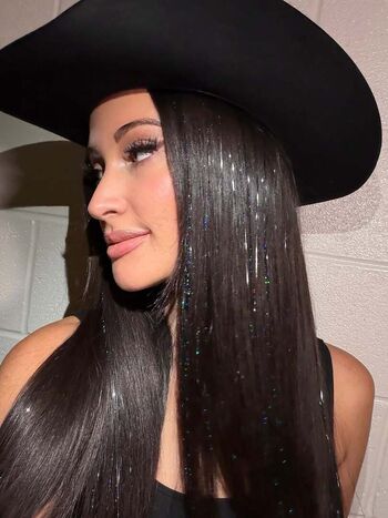 Full leaked Kacey musgraves private onlyfans photo