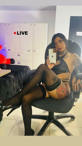 Full leaked Kadarah private onlyfans photo