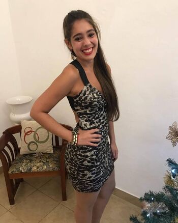Karen Fiorella Espinoza
