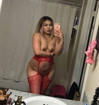Full leaked Karenmamasita private onlyfans photo