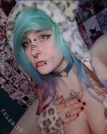 Full leaked Kawaiialienpanda private onlyfans photo