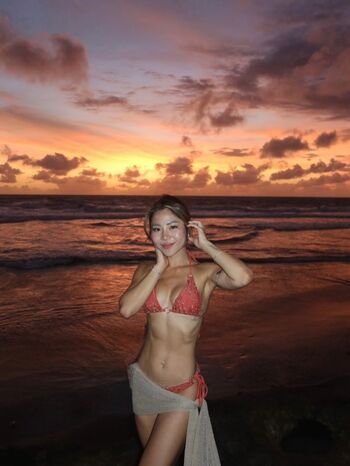 Full leaked Kayla lau private onlyfans photo