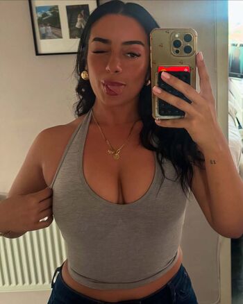 Full leaked Kelly figueira private onlyfans photo