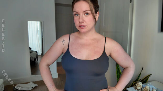 Full leaked Kellymissesvlog private onlyfans photo