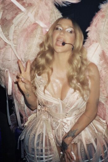 Full leaked Kesha private onlyfans photo