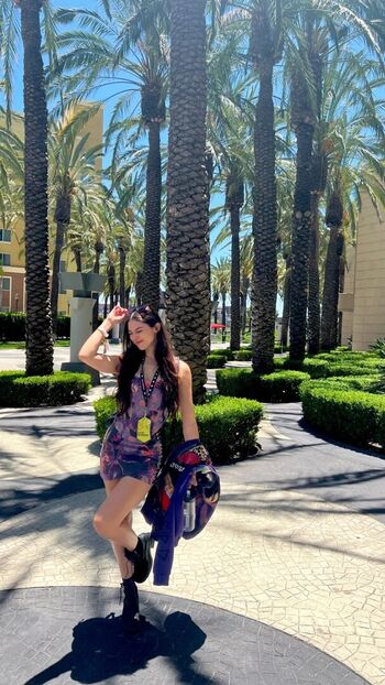 Kira Kosarin