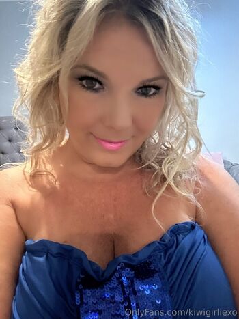 Full leaked Kiwigirliexo page private onlyfans photo
