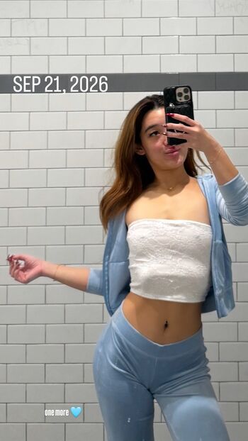 Full leaked Kkrystalbaekk private onlyfans photo