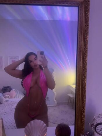 Full leaked Kriss tay tay private onlyfans photo