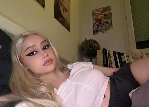 Full leaked Kuramanou private onlyfans photo