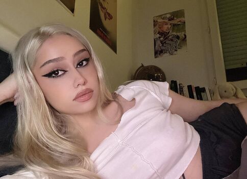 Full leaked Kuramanou private onlyfans photo
