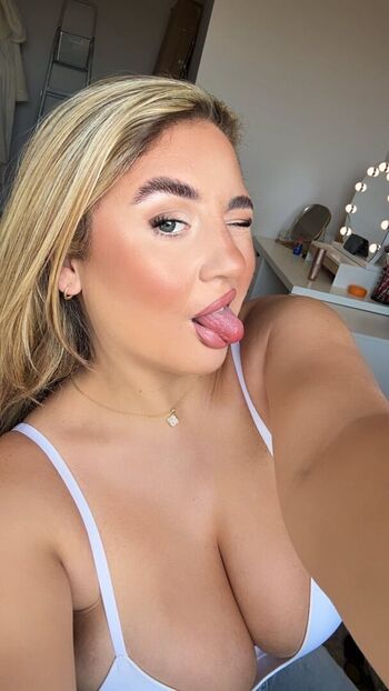Full leaked L u c i f a i r private onlyfans photo