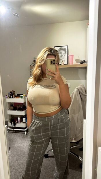 Full leaked L u c i f a i r private onlyfans photo