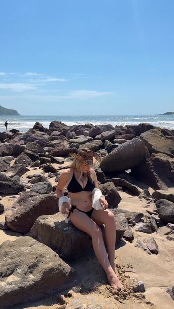 Full leaked Lachicaregia private onlyfans photo