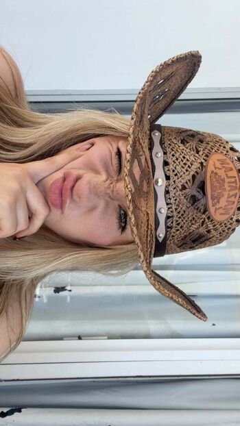 Full leaked Lachicaregia private onlyfans photo