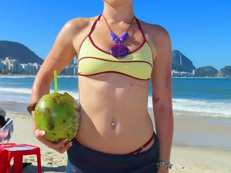 Lara Adkins