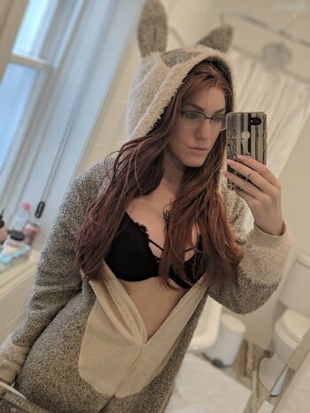 Lara Loxley