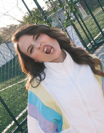 Full leaked Larissa manoela page private onlyfans photo