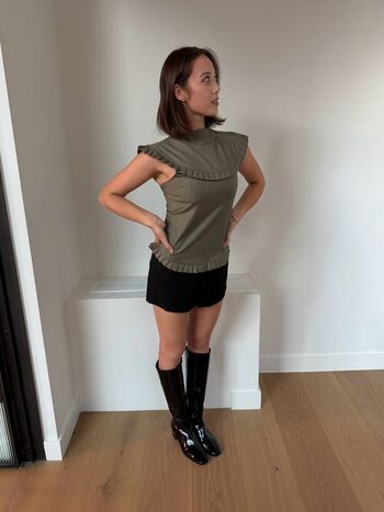 Full leaked Laufey lin page private onlyfans photo
