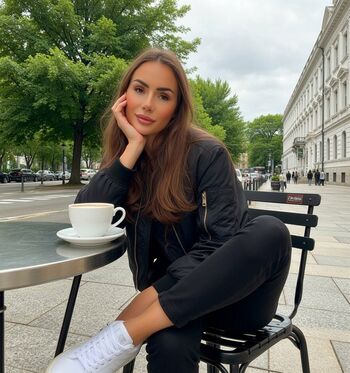 Full leaked Laura hollyman private onlyfans photo