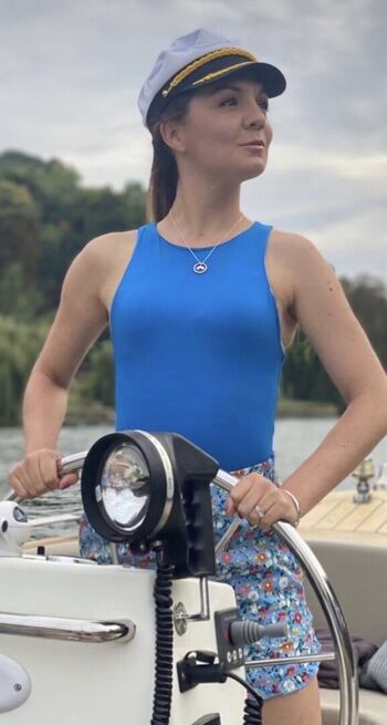 Laura Tobin