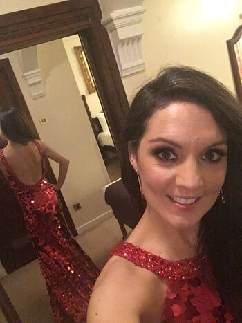 Laura Tobin