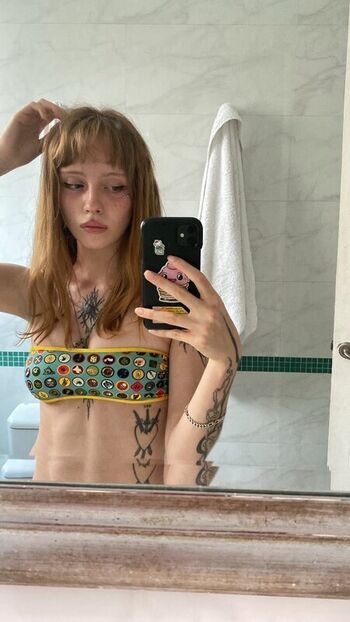 Full leaked Laurasad private onlyfans photo