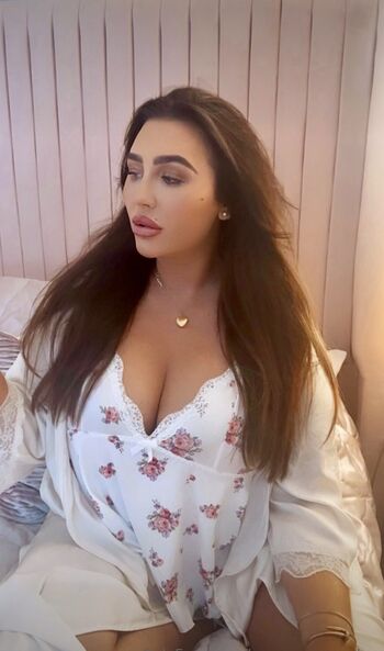 Full leaked Lauren goodger private onlyfans photo