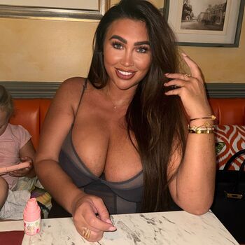 Full leaked Lauren goodger private onlyfans photo