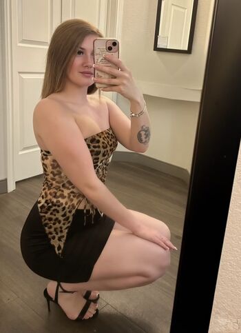 Full leaked Laurenhottie private onlyfans photo