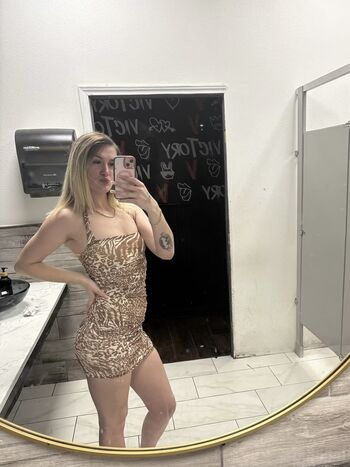 Full leaked Laurenhottie private onlyfans photo