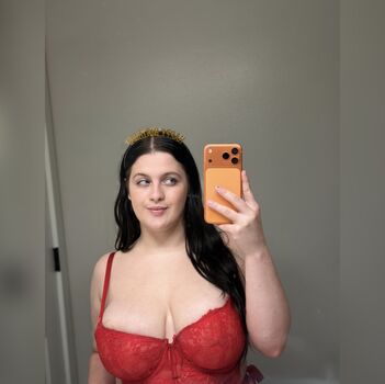 Full leaked Lauvlylu private onlyfans photo