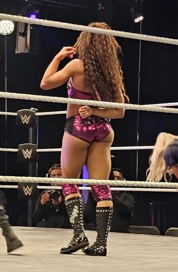 Full leaked Layla diggs page private onlyfans photo