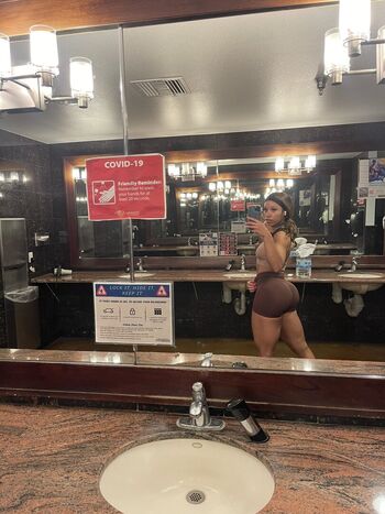 Full leaked Layla diggs private onlyfans photo