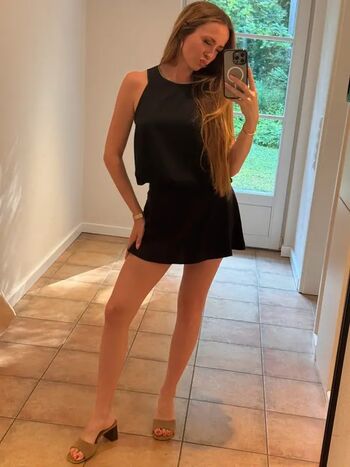 Full leaked Lea katharina private onlyfans photo