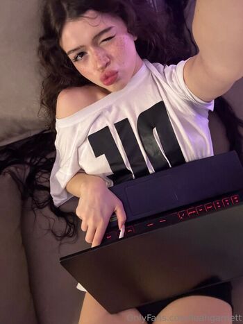 Full leaked Leah garnett private onlyfans photo