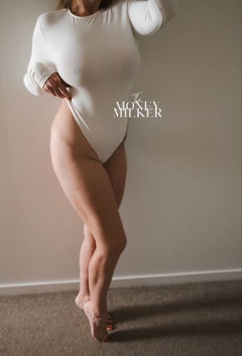 Leah Themoneymilker