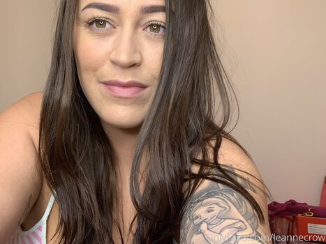 Full leaked Leannecrow page private onlyfans photo