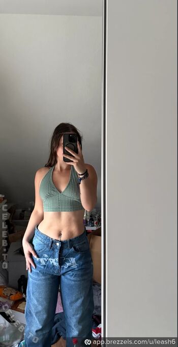Full leaked Leash private onlyfans photo