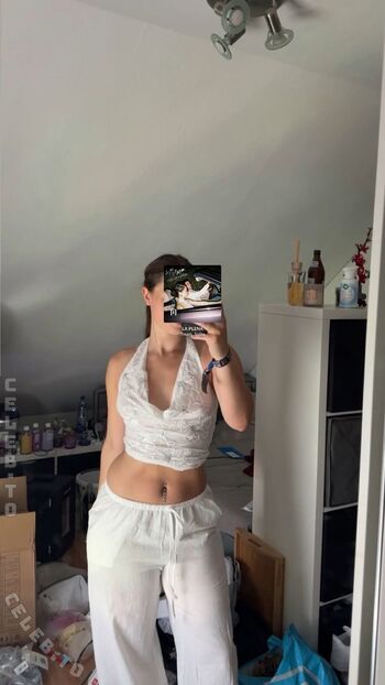 Full leaked Leash private onlyfans photo