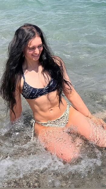 Full leaked Leona maronn private onlyfans photo