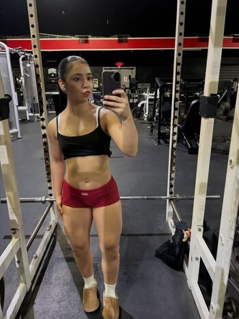 Full leaked Lesliemrtinez private onlyfans photo