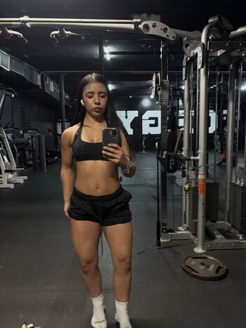 Full leaked Lesliemrtinez private onlyfans photo