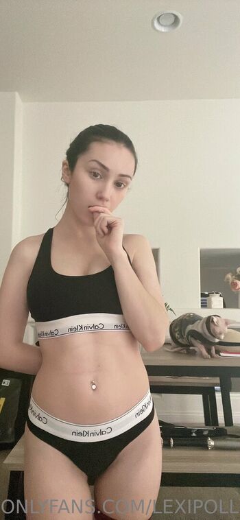 Lexi Poll Asmr