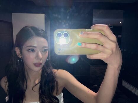 lia_loves___