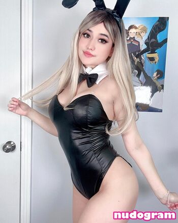 Full leaked Liawaifuu private onlyfans photo