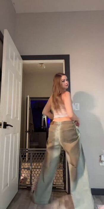 Full leaked Lightseyhaley private onlyfans photo